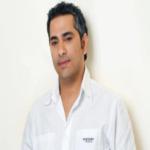 من يهدد ابن فضل شاكر بالقتل؟